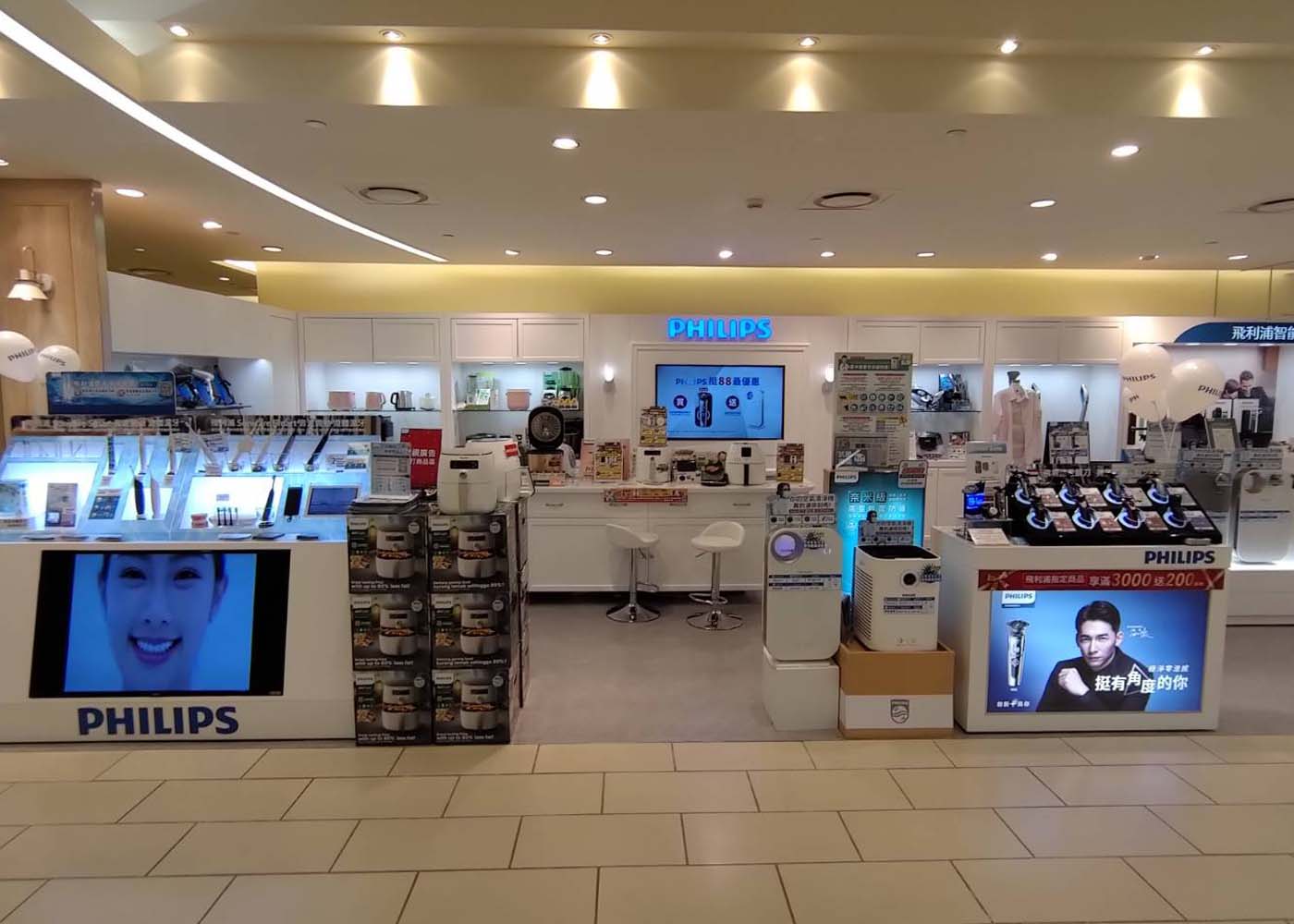 統一時代百貨台北店 6F