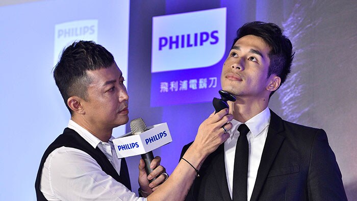 Shaving demonstration